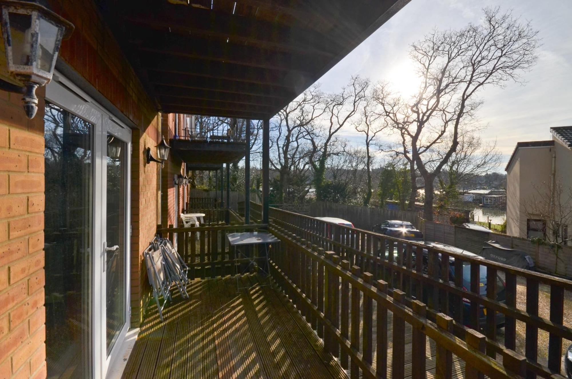 Whippingham, Creek Gardens - Isle Of Wight Apartamento Wootton Bridge  Exterior foto